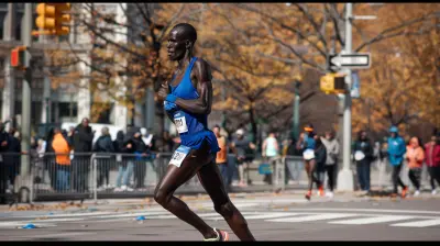 The Best Stretching Routines for Marathon Runners