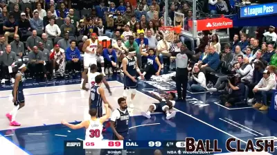 Draymond Green Powers Through Contact for Impressive Finish